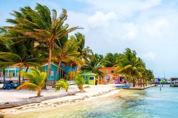 Belize Yoga Retreat 2027: Jungle, Reef & Island Wellness (Apr 30 - May 7)